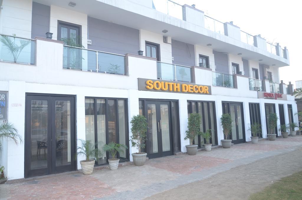 Hotel Pace Gurgaon Exterior photo