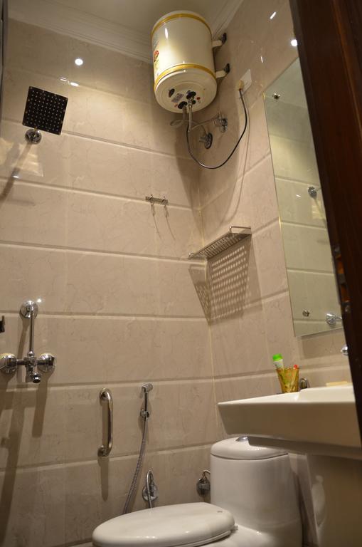Hotel Pace Gurgaon Room photo