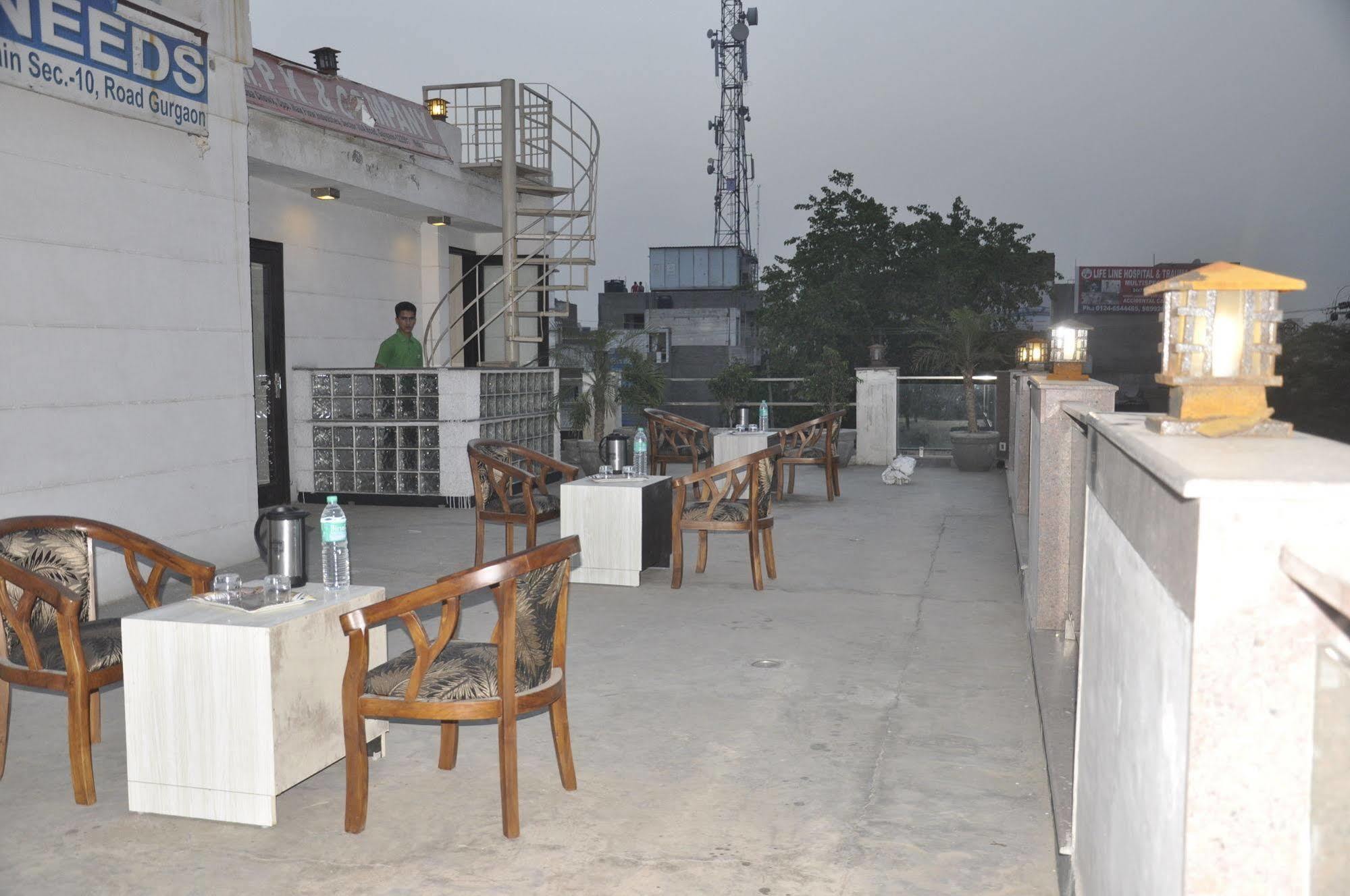Hotel Pace Gurgaon Exterior photo