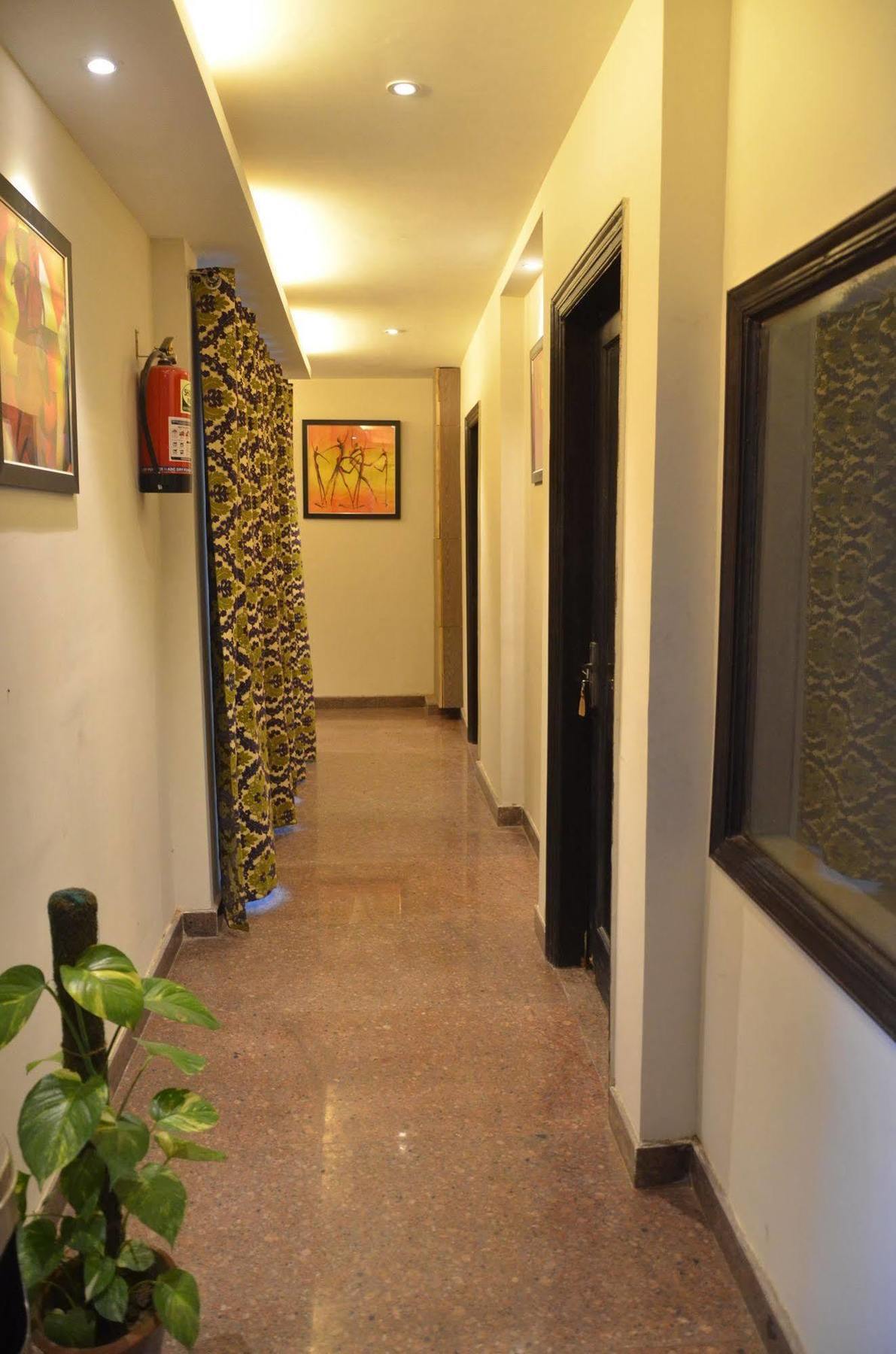 Hotel Pace Gurgaon Exterior photo